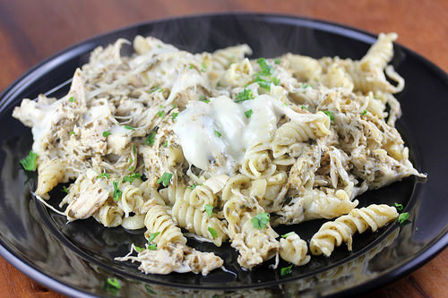 Slow Cooker Chicken Mozzarella Pasta Recipe